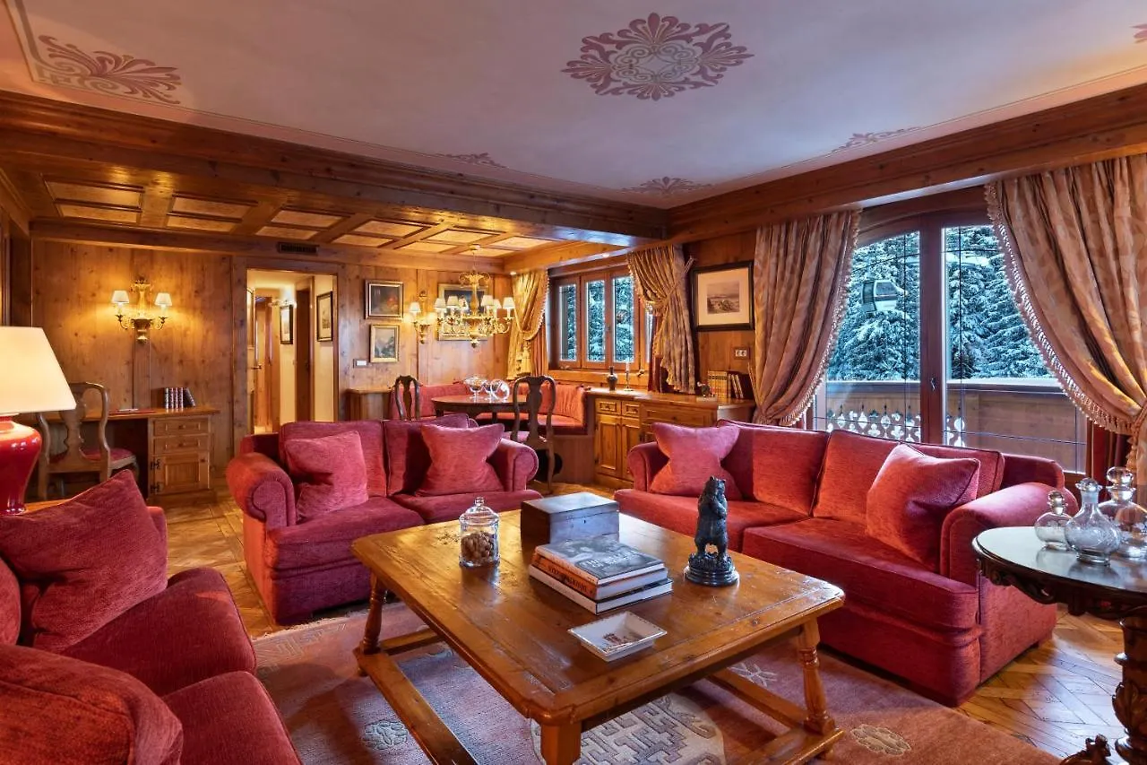 Airelles Courchevel, Les Airelles Hotel