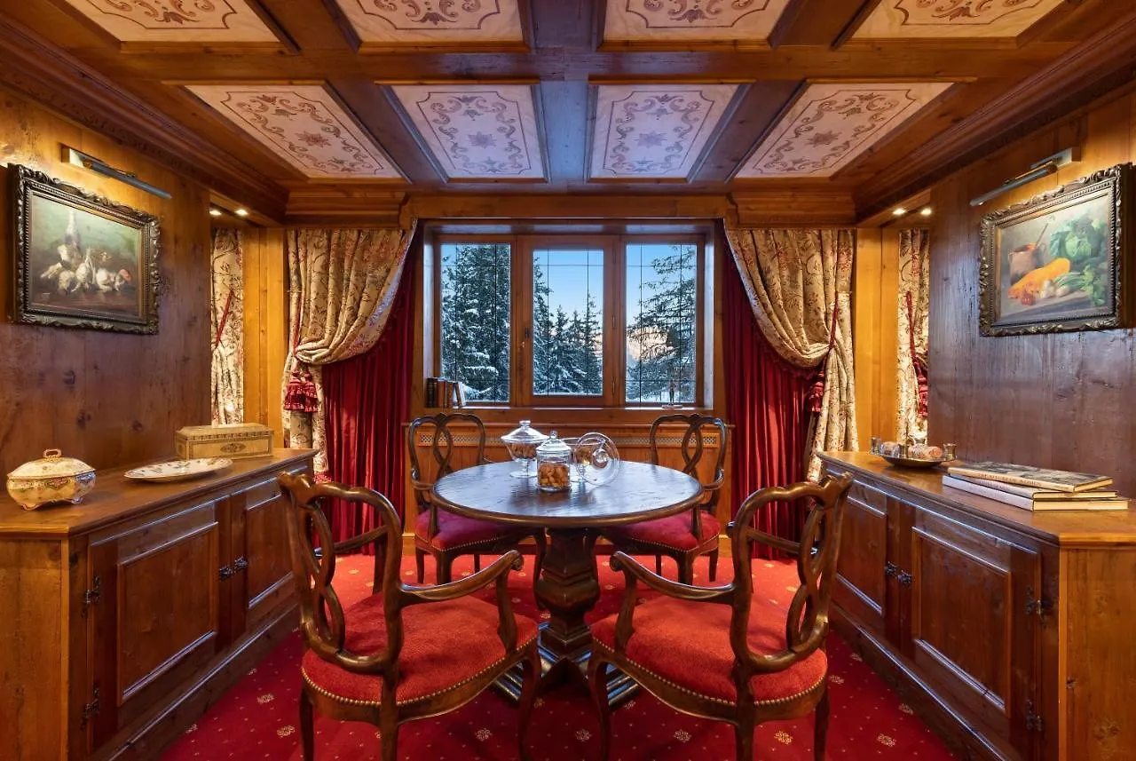 *****  Airelles Courchevel, Les Airelles Hotel France