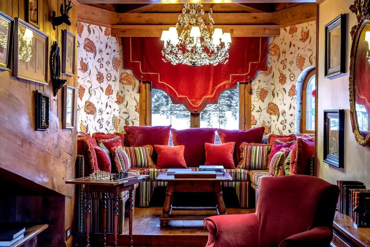 Airelles Courchevel, Les Airelles Hotel