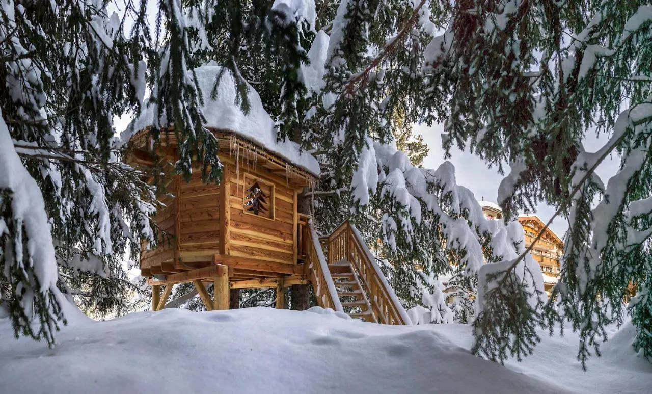 Airelles Courchevel, Les Airelles Hotel