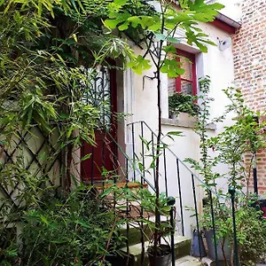 lapetitemaisonde-apartment.fr-paris.fr/
