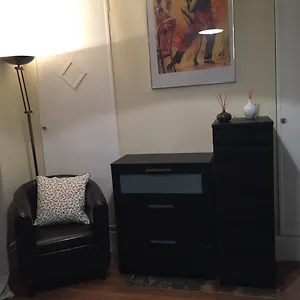 appartement-dans-le-marais.fr-paris.fr/
